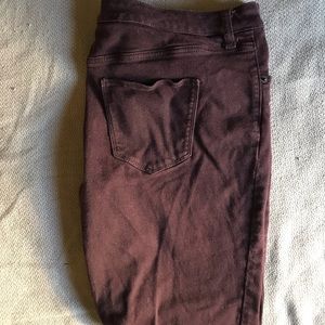 Universal Thread Burgundy Mid Rise Skinny Jeans